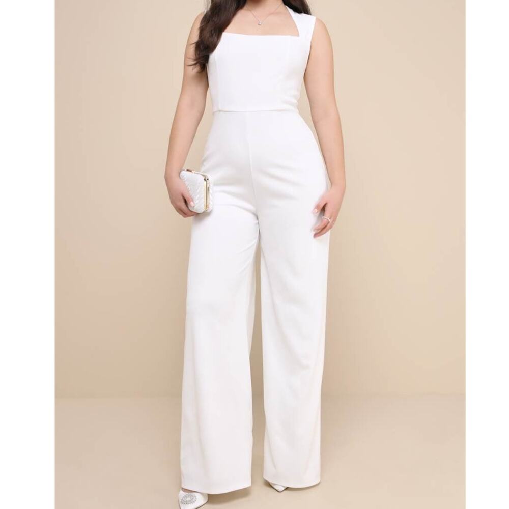 Lulus NWOT Enticing Endeavors White Stretchy Knit Wide Cut Pant Jumpsuit Large